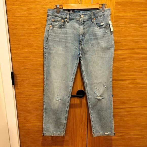 Gap | Girlfriend Mid Rise Denim | Distressed | Size 29 / 8 New - Picture 1 of 8